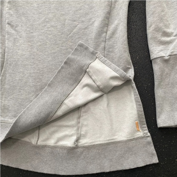 Lucy Sweatshirt Womens Size XS Gray  Neck Pullover Ladies Top Slit Sides - Picture 5 of 9
